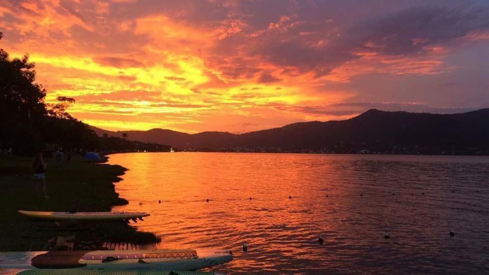 Casa De Temporada No Sul Da Ilha Com Piscina Βίλα Florianópolis Εξωτερικό φωτογραφία