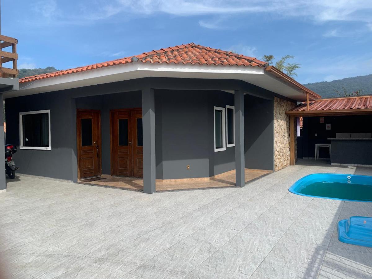 Casa De Temporada No Sul Da Ilha Com Piscina Βίλα Florianópolis Εξωτερικό φωτογραφία